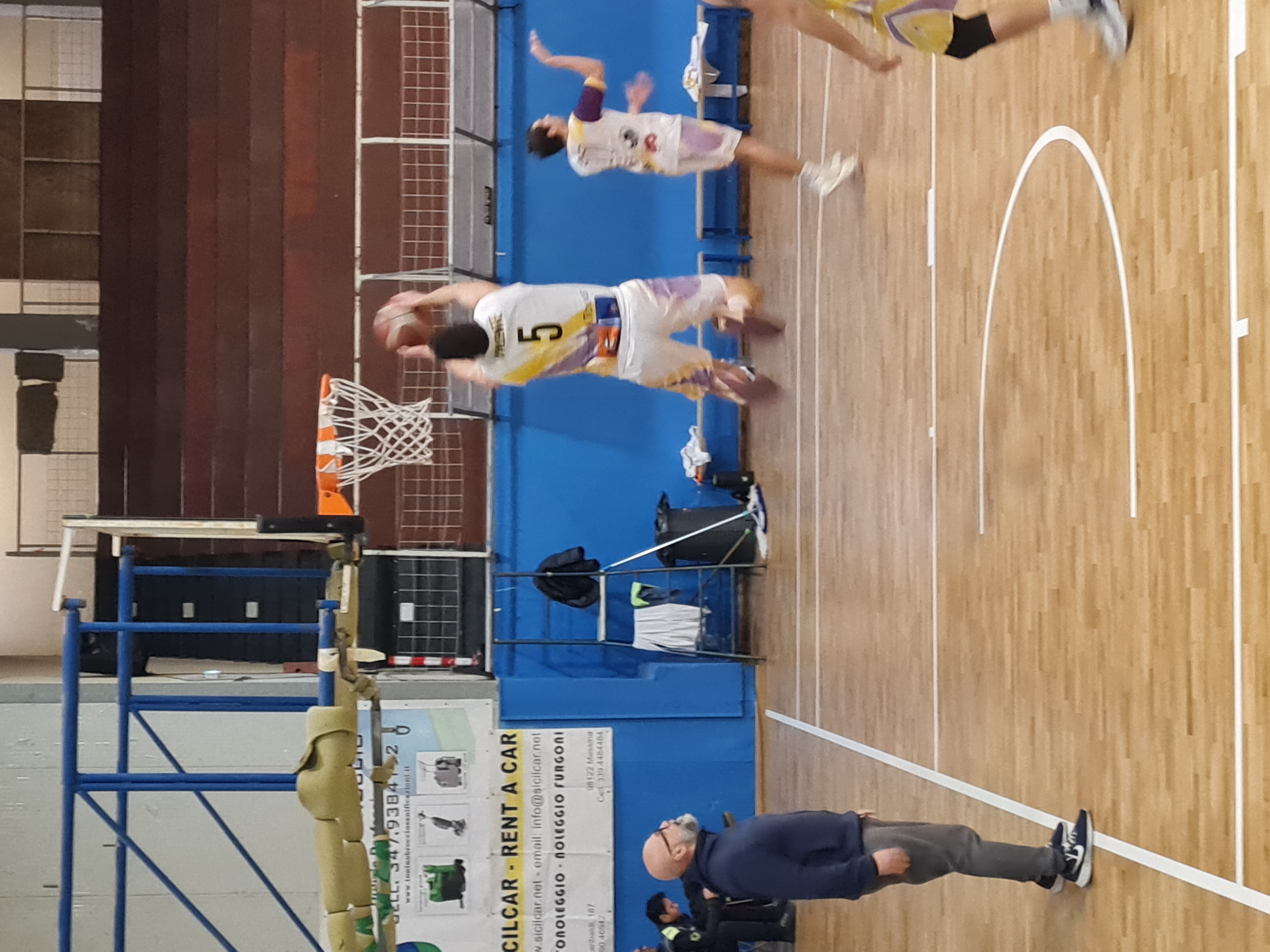 Il Castanea basket batte l' antoniana a domicilio 68-73